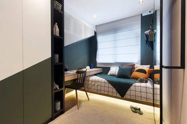 Quarto decorado com bancada — Atmosfera Condominium Park · Decorado de 4 quartos