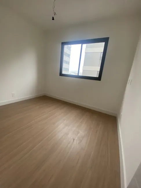 Quarto — apartamento sem decoração — Atmosfera Condominium Park · Apartamento sem decoração