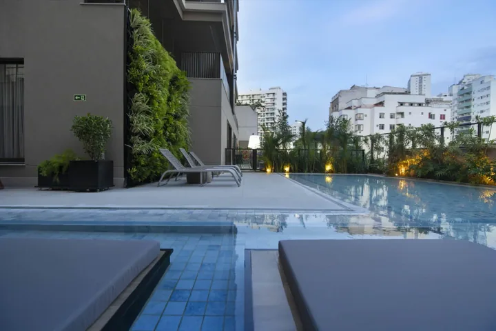 Easy Botafogo — Piscina