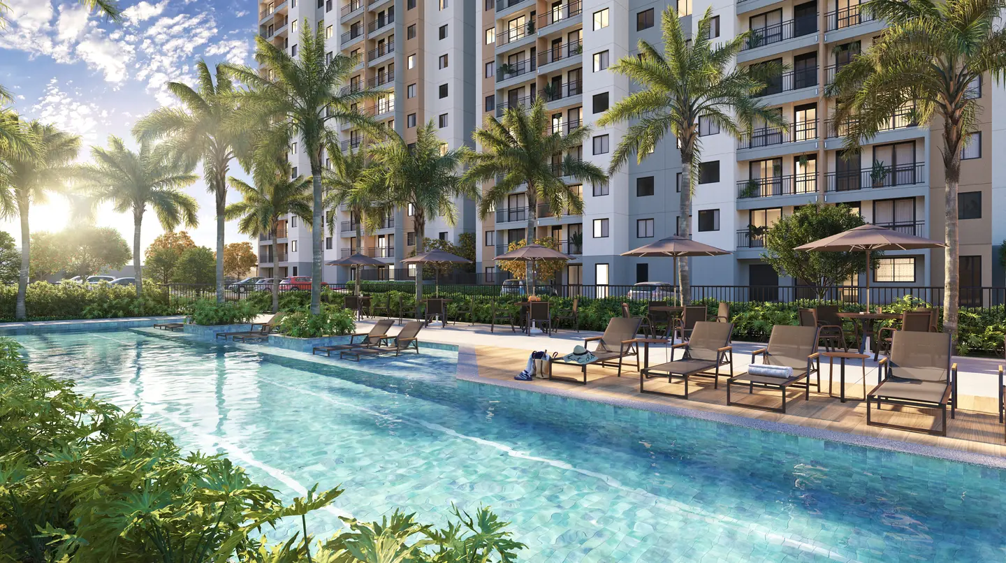 Piscina adulta com deck molhado do Errejota