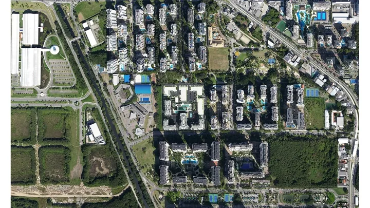 Grand Quartier — Fotomontagem ortogonal · imagem oficial