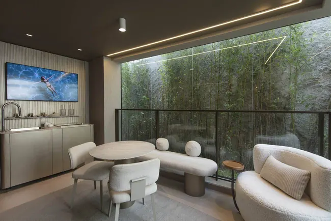 Ambiente do apartamento decorado de 4 quartos — La Isla Residence Club · Decorado de 4 quartos