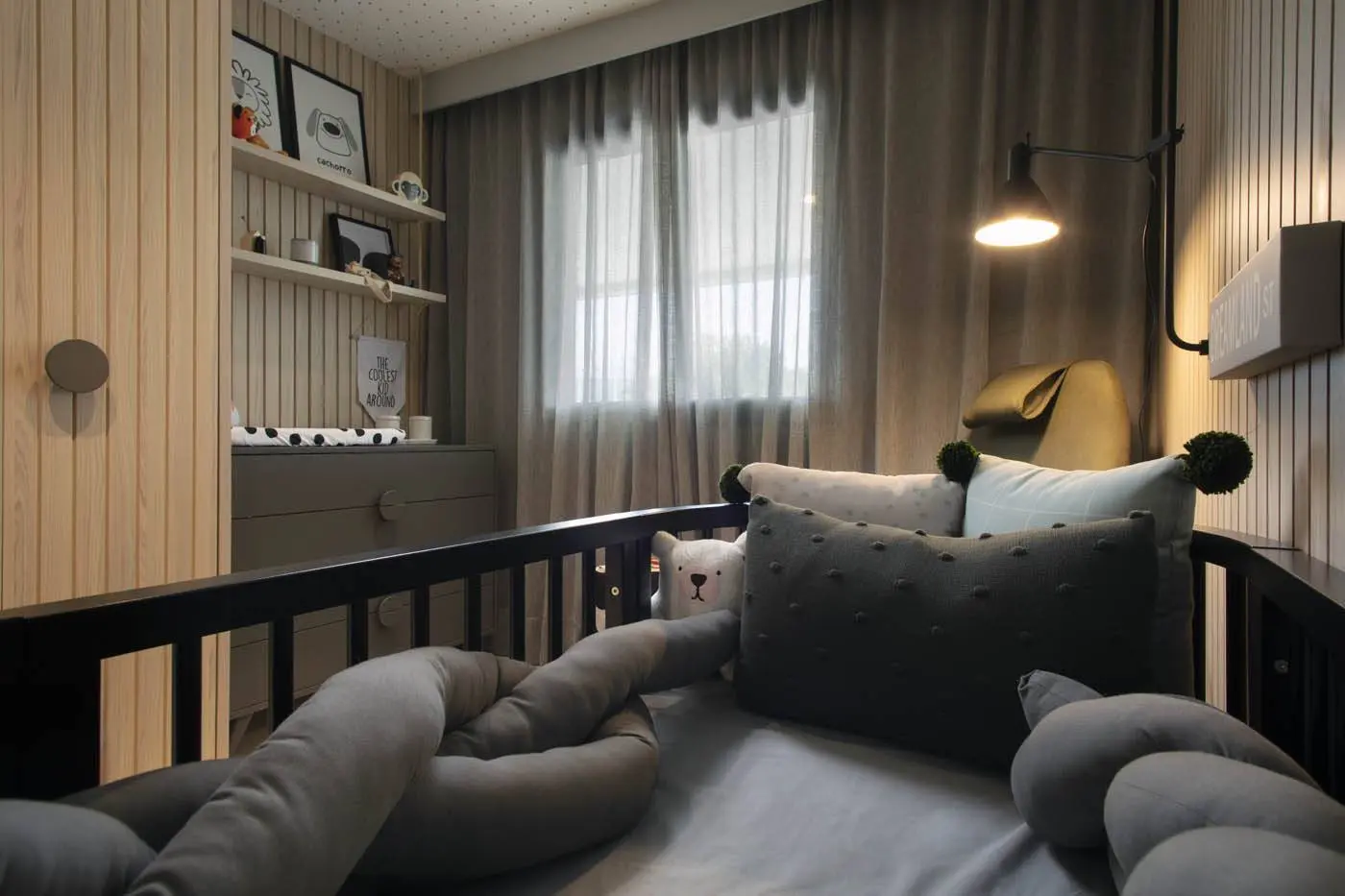 Quarto decorado do Latitud Condominium Design