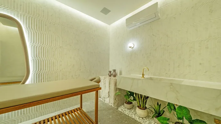 On The Sea Arpoador — Sala de massagem