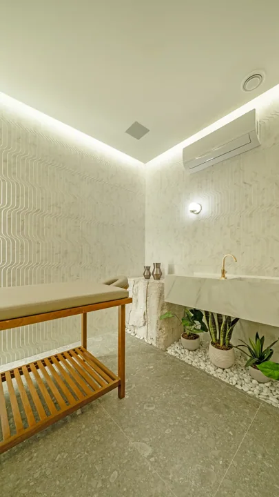 On The Sea Arpoador — Sala de massagem