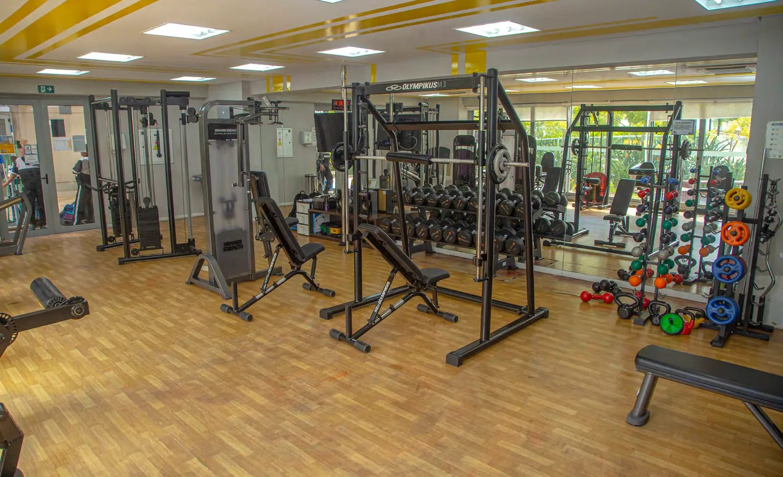 Imagem real da sala de musculação do RG Personal Residences