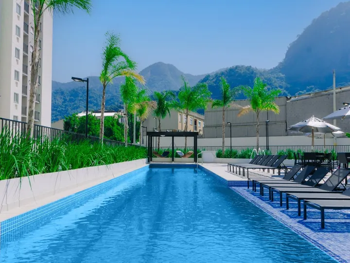 Vivaz Prime Bandeirantes — Piscina Adulto